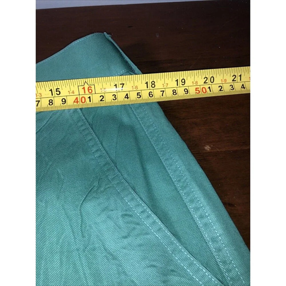 IZOD LACOSTE Men Beige Chino VTG Shorts 36 W x 9 L Classic Preppy - Picture 5 of 10